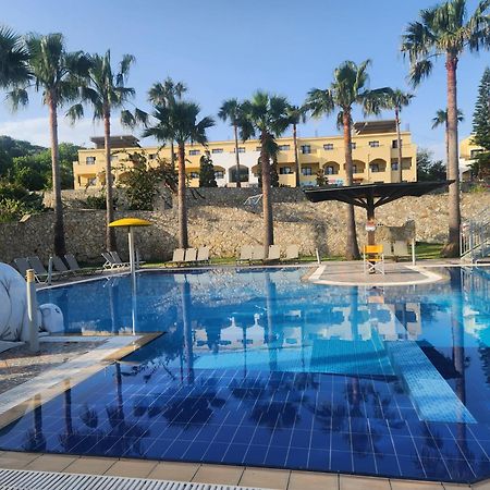 Almyrida Village & Waterpark Екстериор снимка