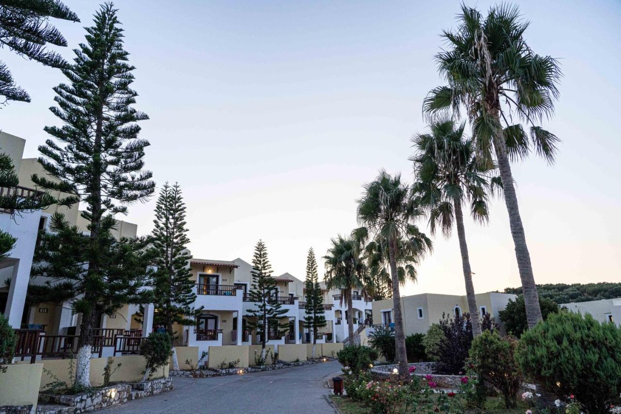 Almyrida Village & Waterpark Екстериор снимка